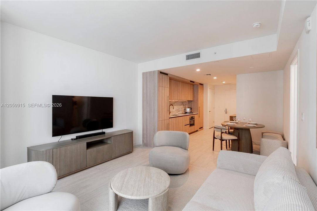 En Venta: $850,000 (1 camas, 1 baños, 686 Pies cuadrados)