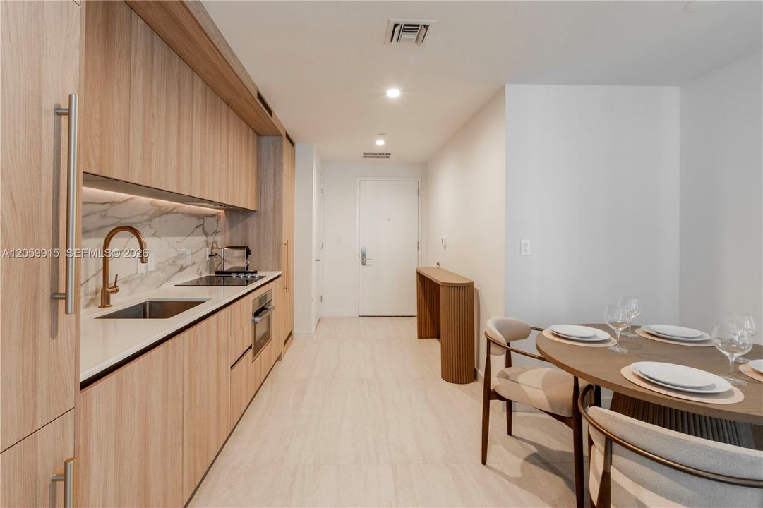 En Venta: $850,000 (1 camas, 1 baños, 686 Pies cuadrados)
