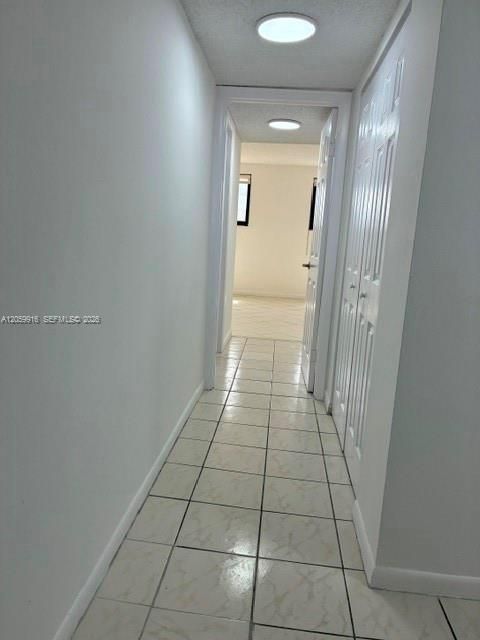 В аренду: $2,400 (2 спален, 2 ванн, 1045 Квадратных фут)