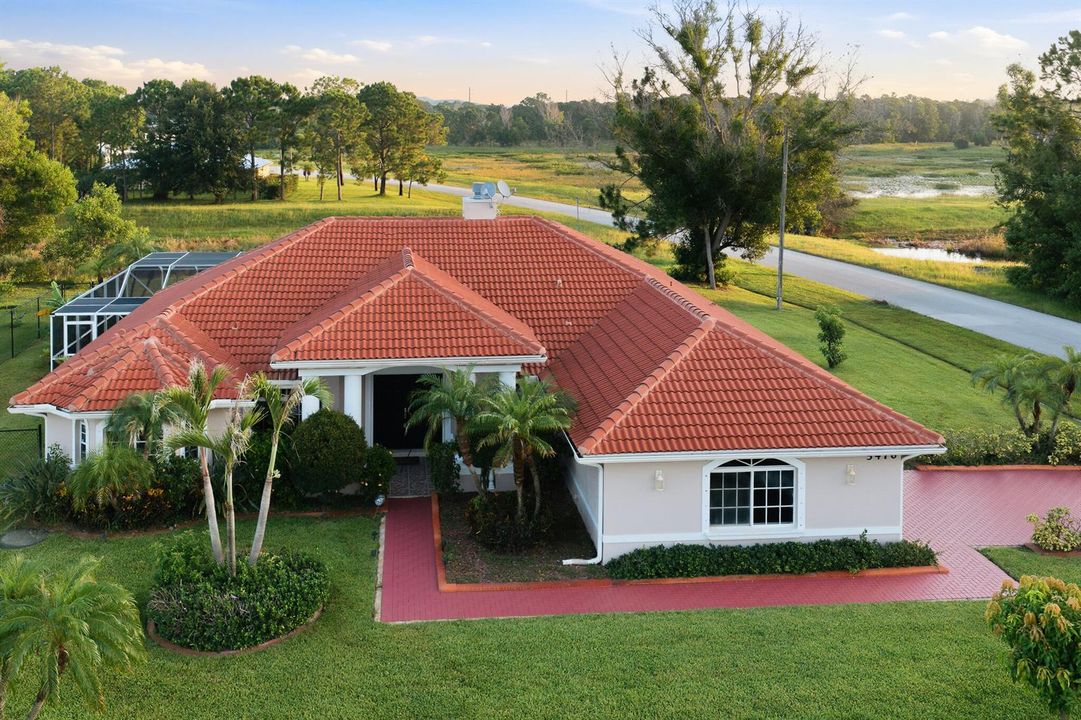 Front side house