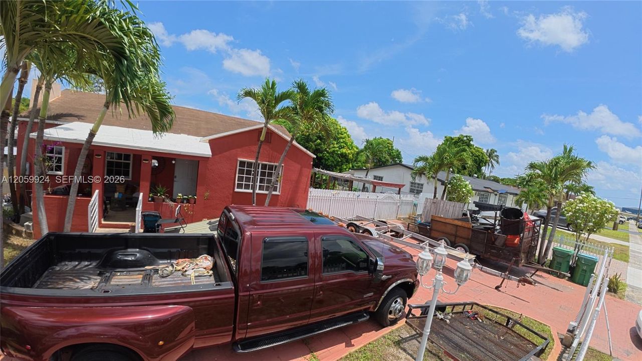 En Venta: $475,000 (4 camas, 3 baños, 1485 Pies cuadrados)