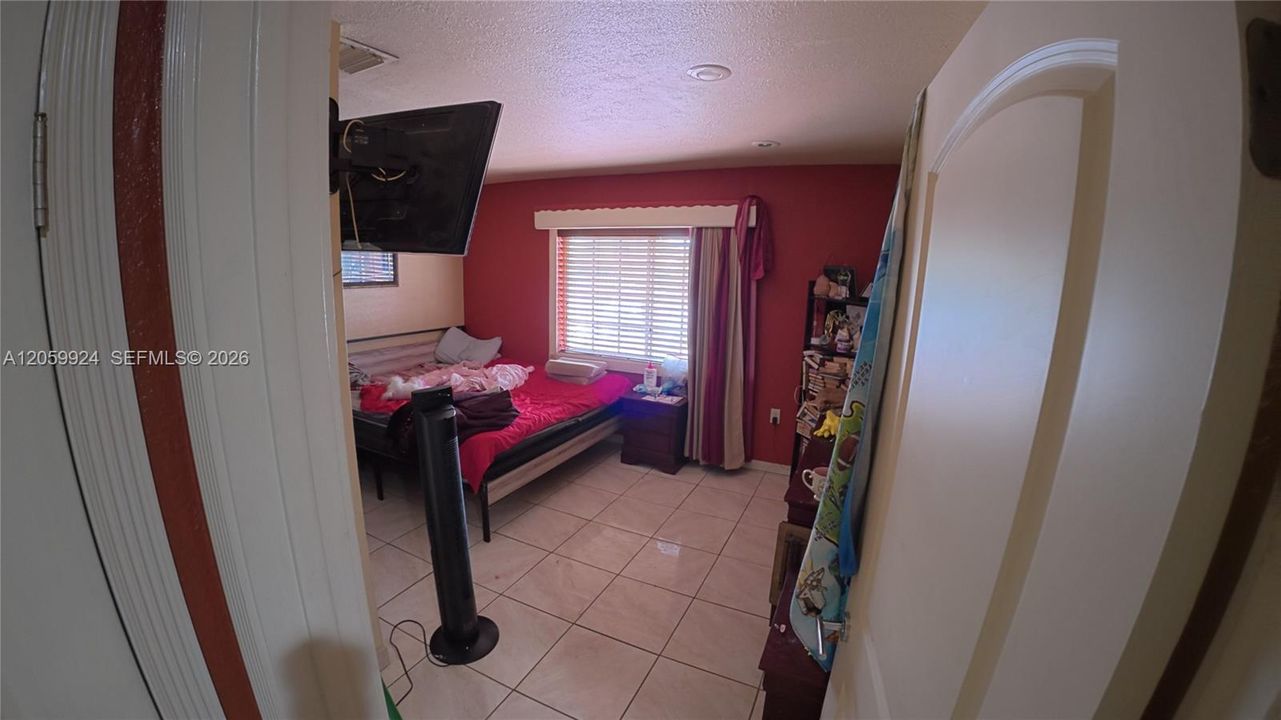 En Venta: $475,000 (4 camas, 3 baños, 1485 Pies cuadrados)