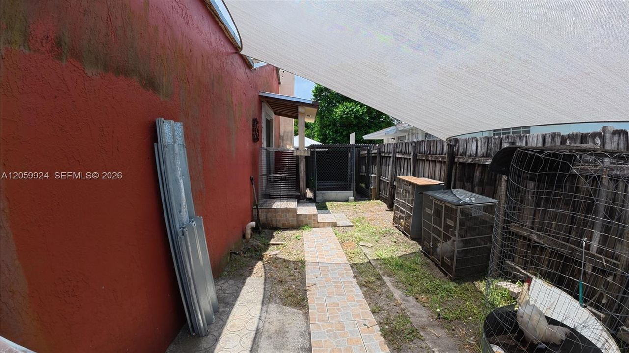 En Venta: $475,000 (4 camas, 3 baños, 1485 Pies cuadrados)