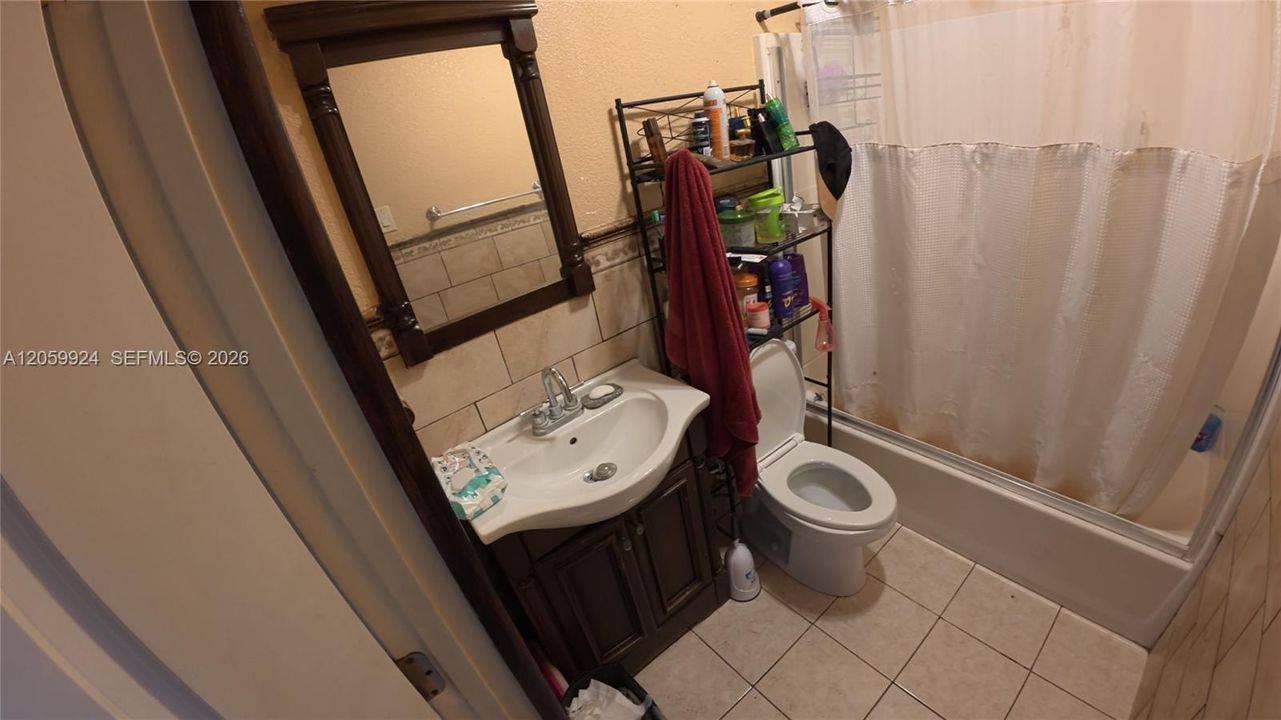 En Venta: $475,000 (4 camas, 3 baños, 1485 Pies cuadrados)