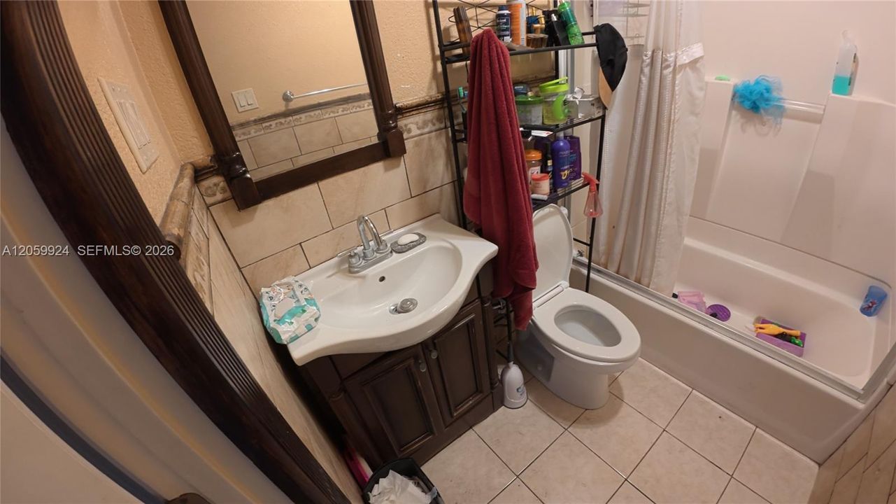 En Venta: $475,000 (4 camas, 3 baños, 1485 Pies cuadrados)