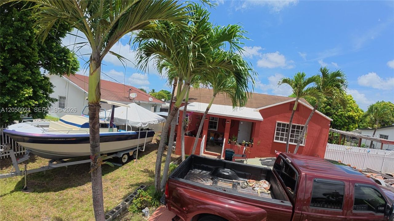 En Venta: $475,000 (4 camas, 3 baños, 1485 Pies cuadrados)