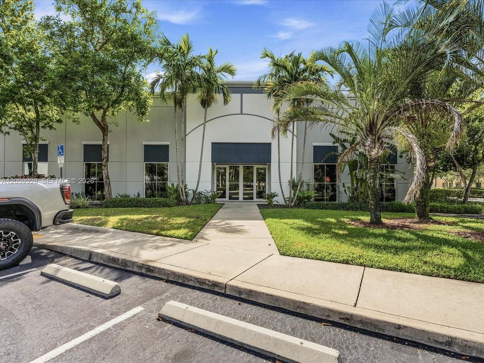 For Sale: $2,199,999 (0 beds, 0 baths, 0 Square Feet)