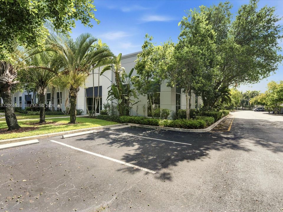 For Sale: $2,199,999 (0 beds, 0 baths, 0 Square Feet)