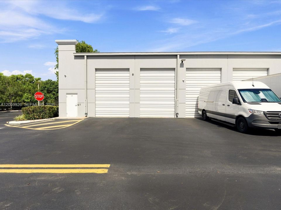 For Sale: $2,199,999 (0 beds, 0 baths, 0 Square Feet)