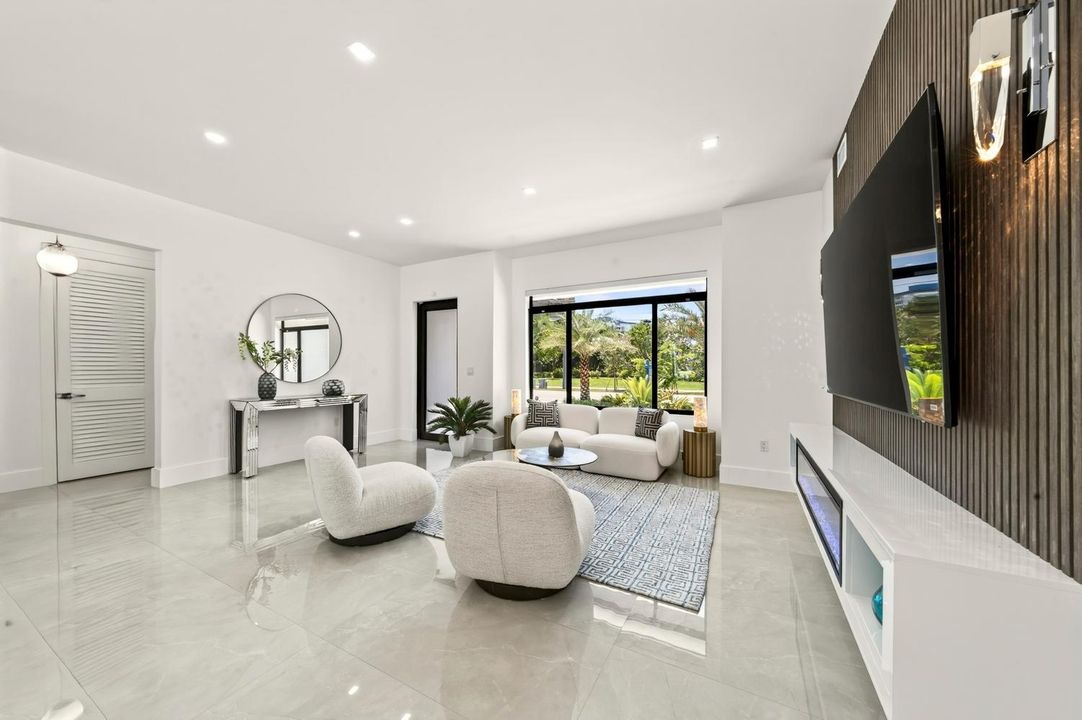 024-047-Living Room-1500x999