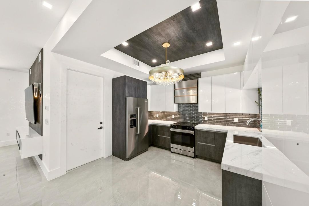 046-055-Kitchen-1500x1000