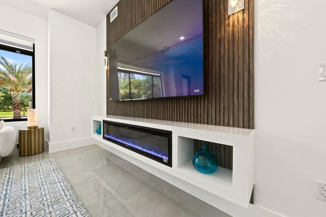 074-012-Living Room-1500x1000