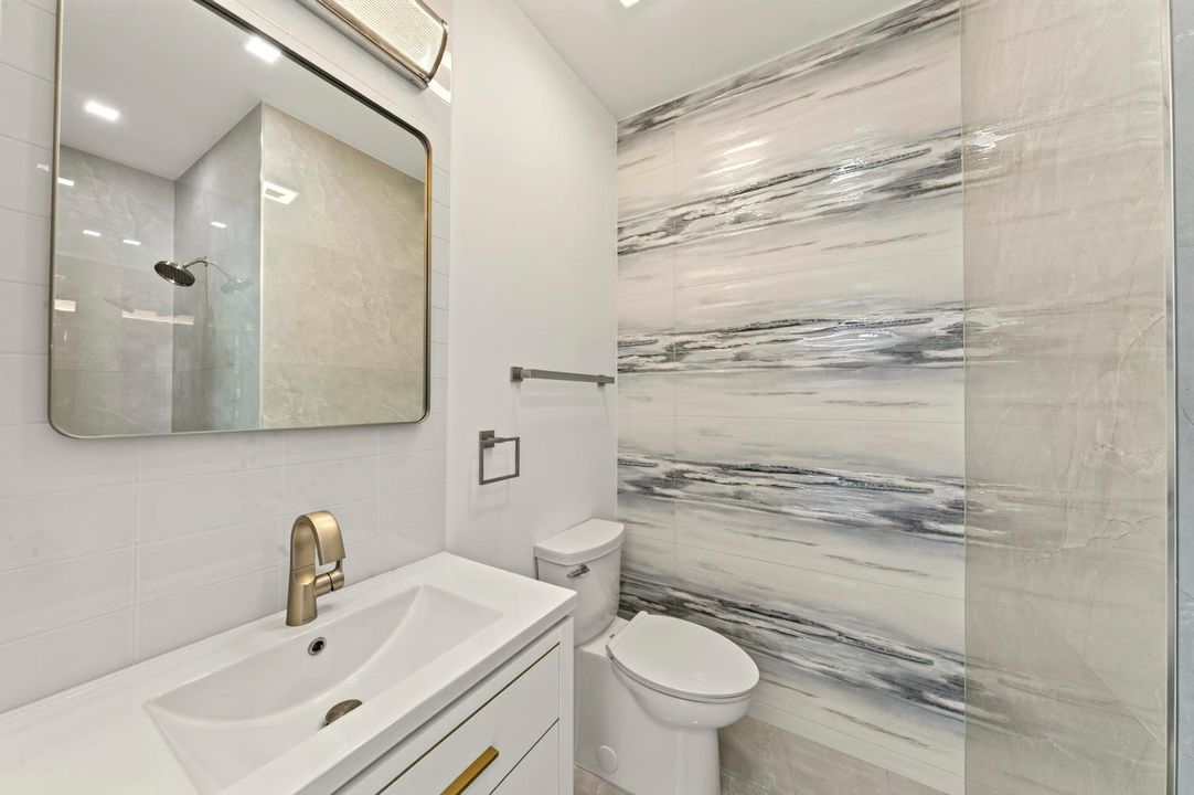 055-026-Bathroom-1500x998
