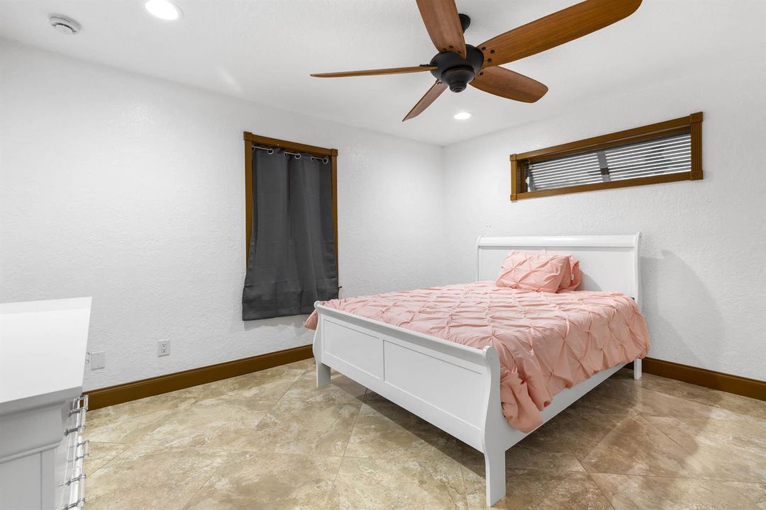 Neargarder Property-112
