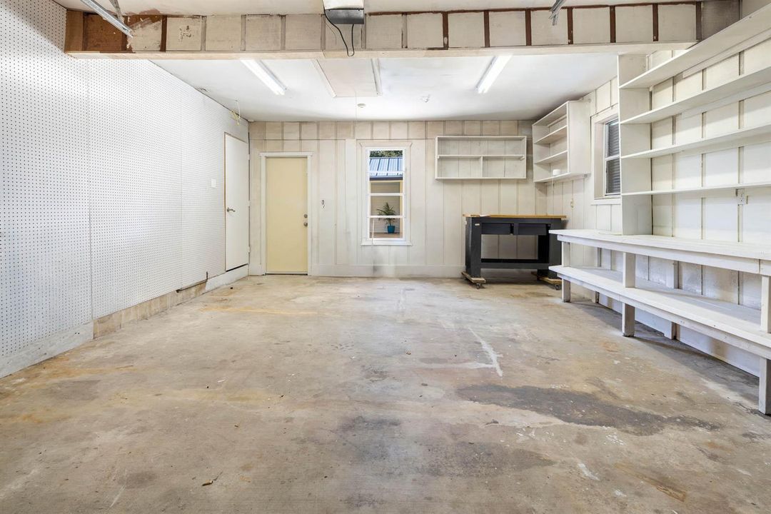 Neargarder Property-74