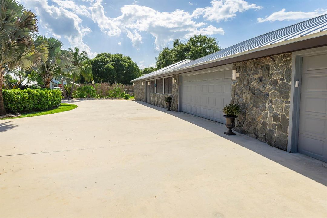 Neargarder Property-34