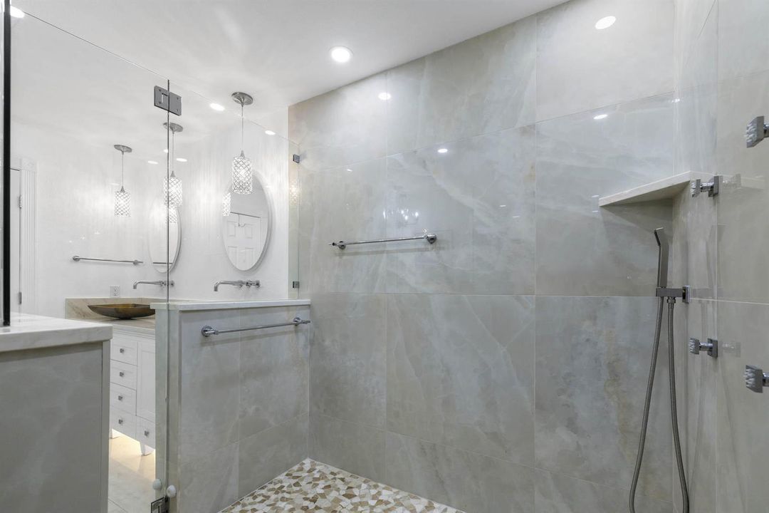 Neargarder Property-126