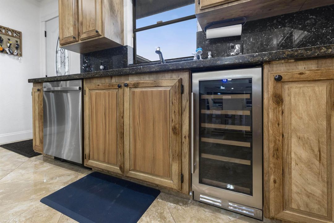 Neargarder Property-98