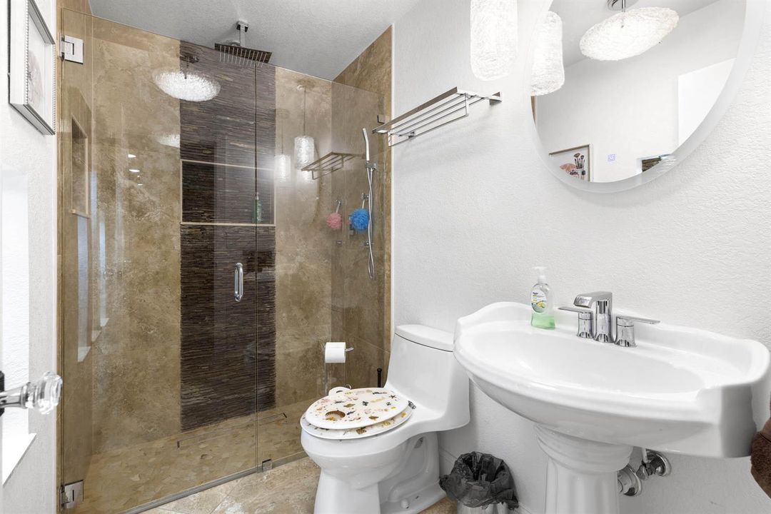 Neargarder Property-102