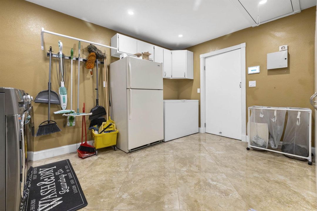 Neargarder Property-106