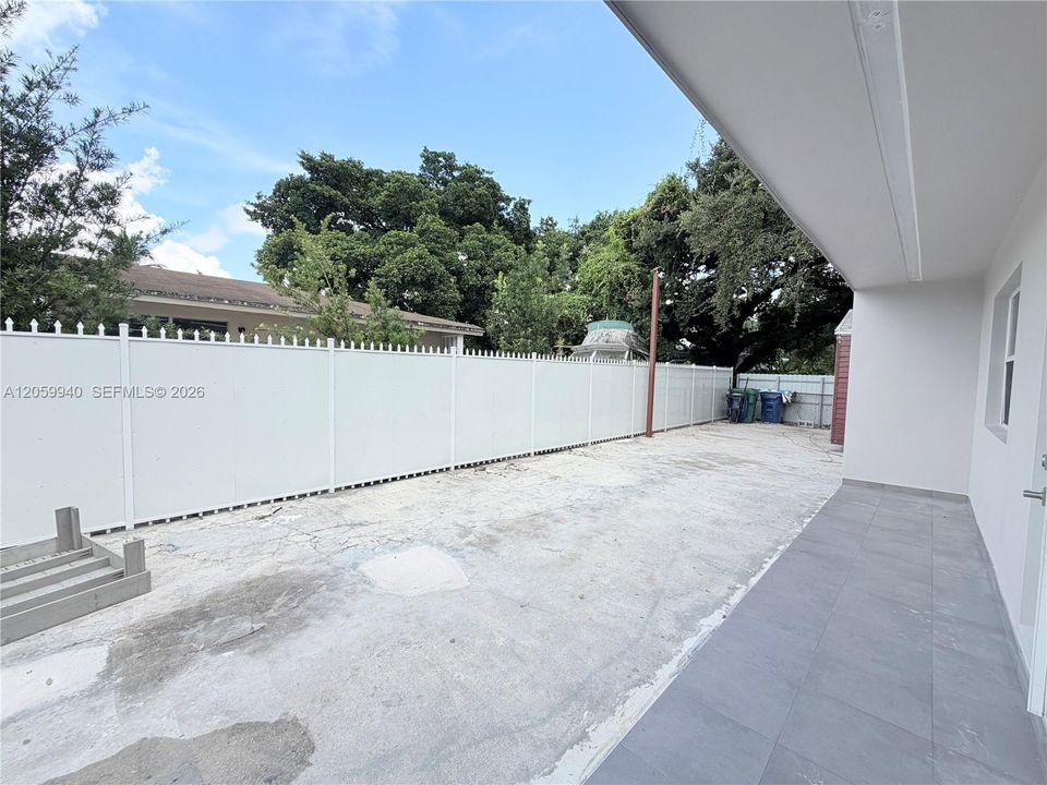 В аренду: $2,400 (2 спален, 1 ванн, 1272 Квадратных фут)
