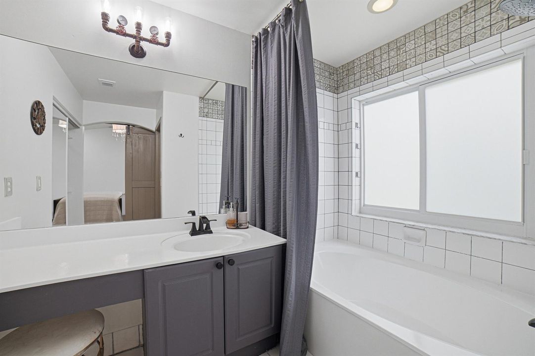 Main Bedroom Bathroom