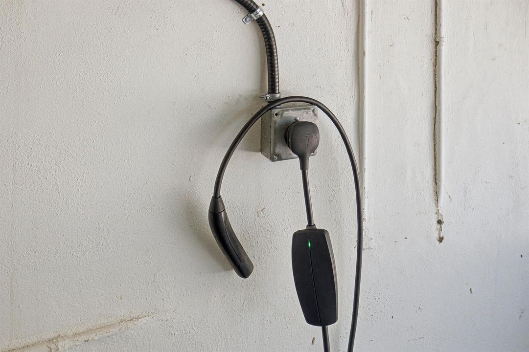 Tesla Charger