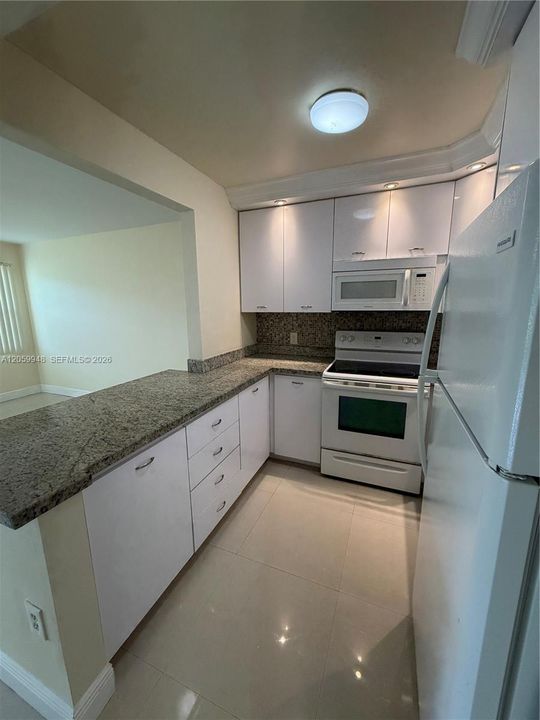 En Venta: $82,900 (1 camas, 1 baños, 585 Pies cuadrados)