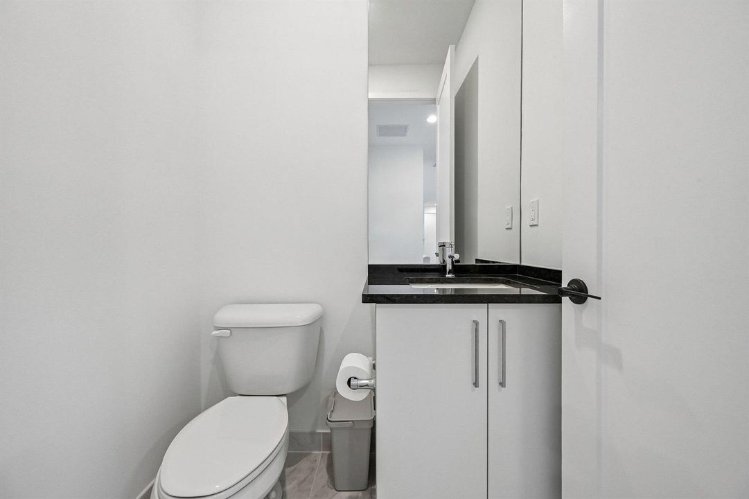 46-web-or-mls-Rainbow Falls Trl-S0207-04