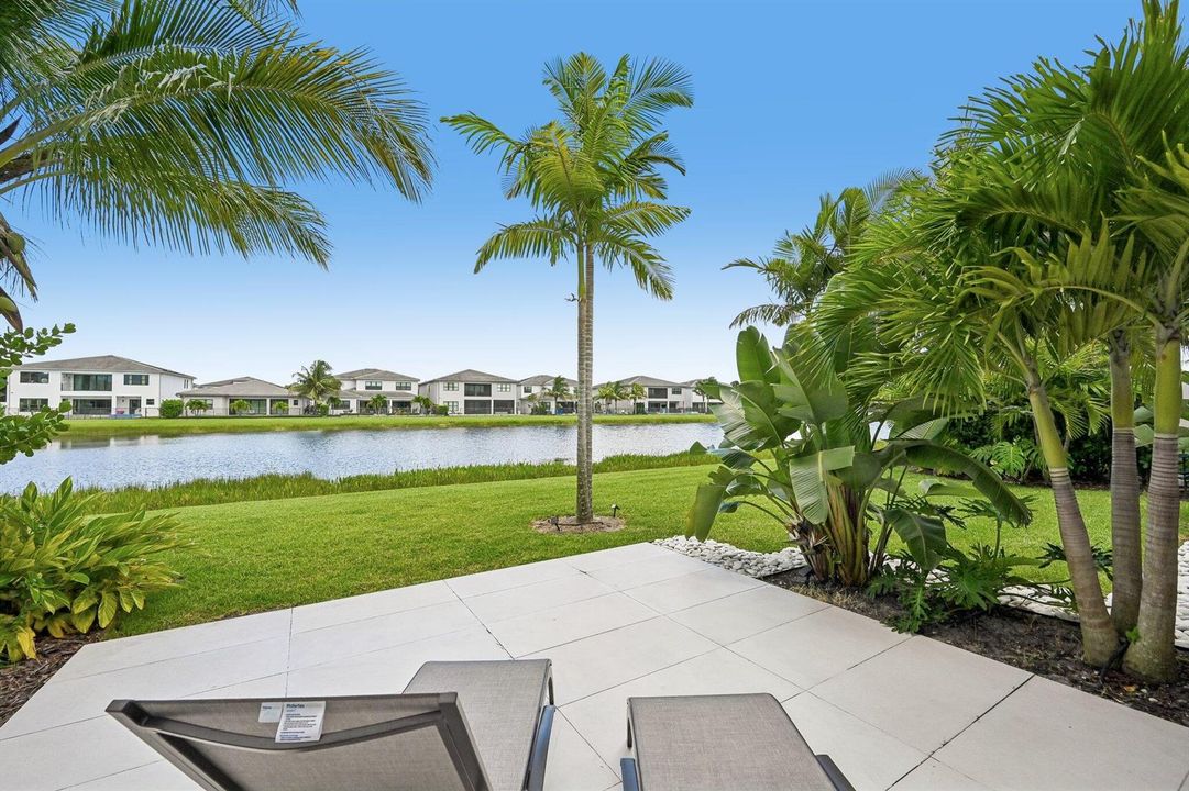 55-web-or-mls-Rainbow Falls Trl-S0207-05