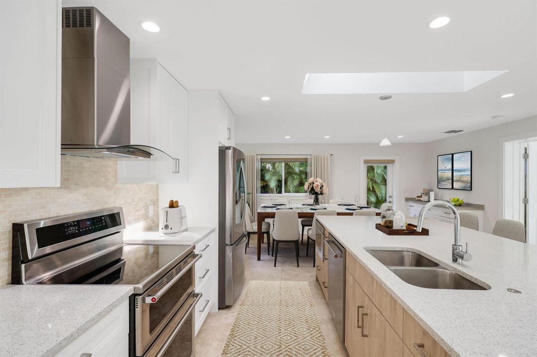 Kitchen/Dining Room Virtually Staged