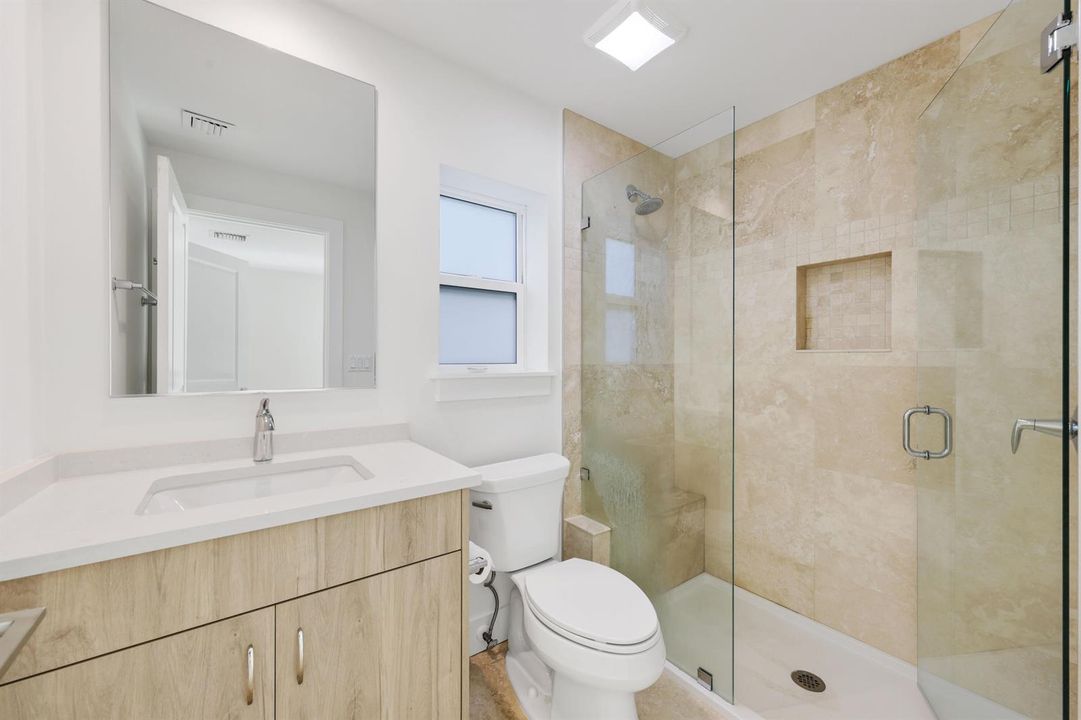 Guest Bathroom 2