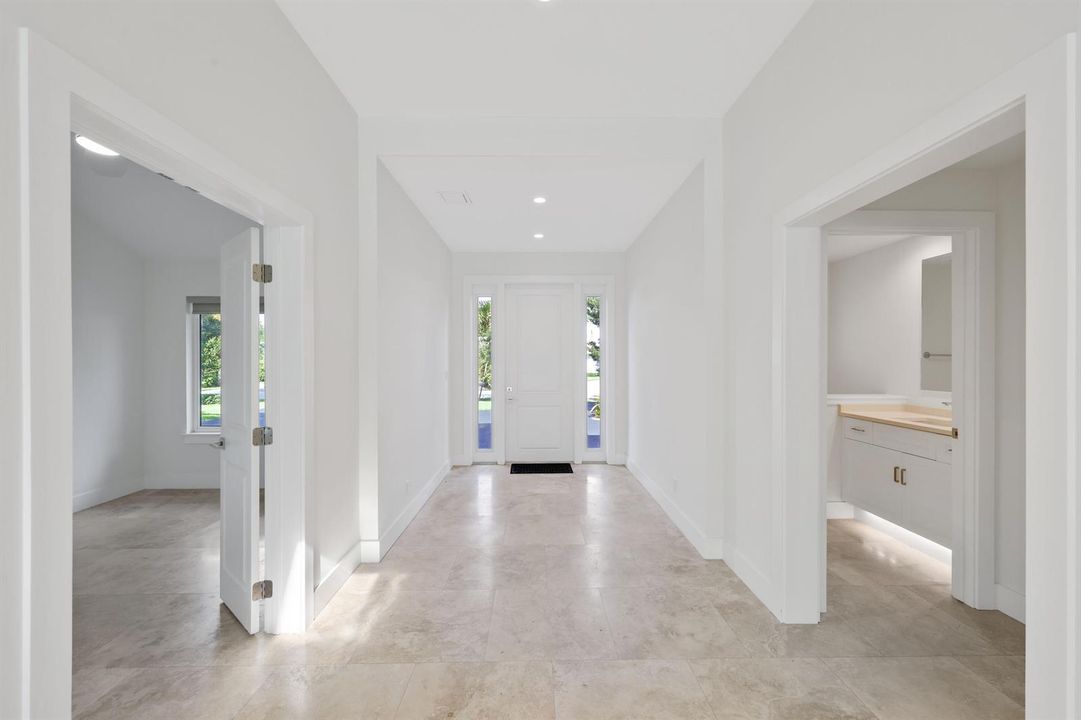 Entryway/Foyer