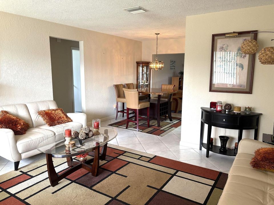 5403 living room