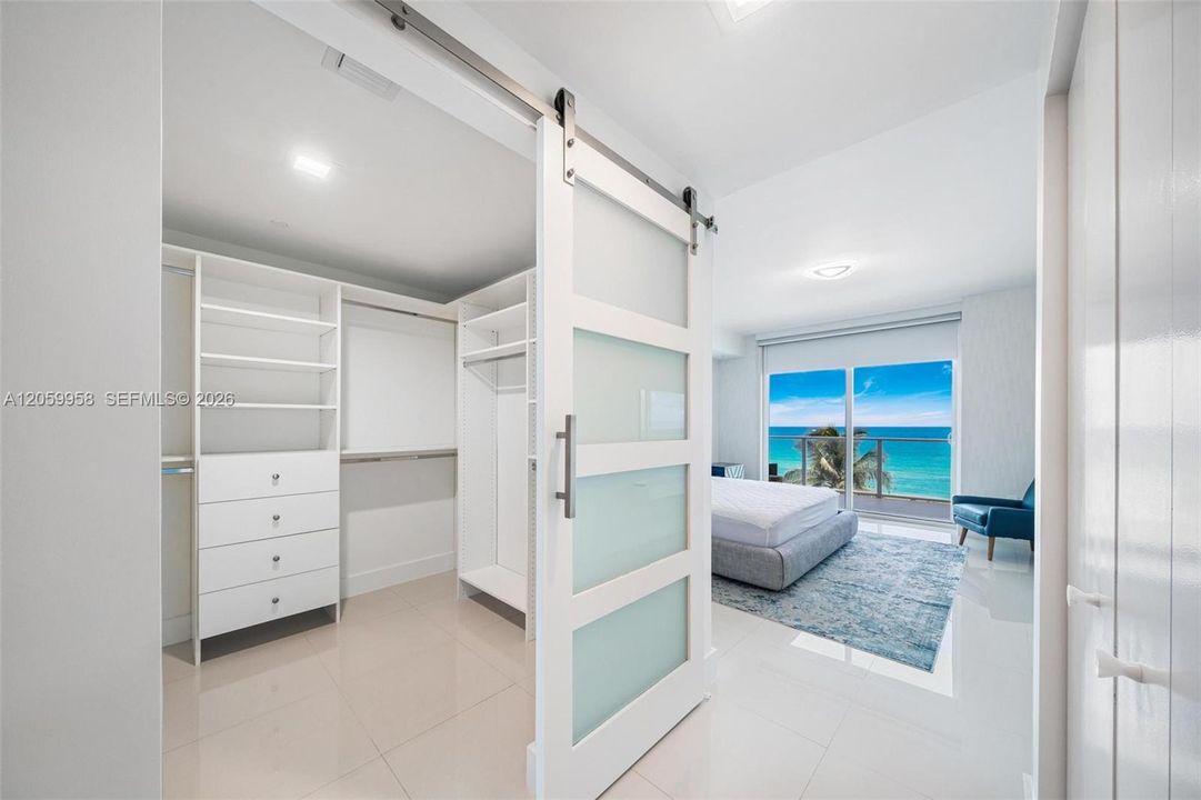 В аренду: $7,500 (3 спален, 3 ванн, 1691 Квадратных фут)