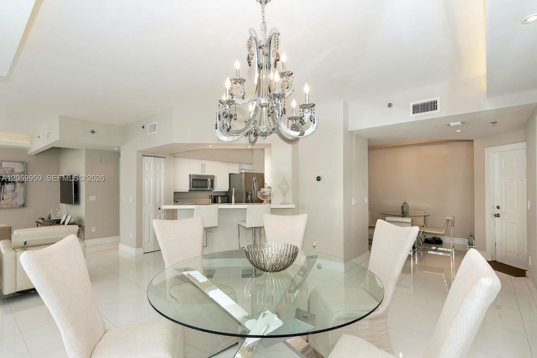 For Rent: $5,300 (2 beds, 2 baths, 1320 Square Feet)
