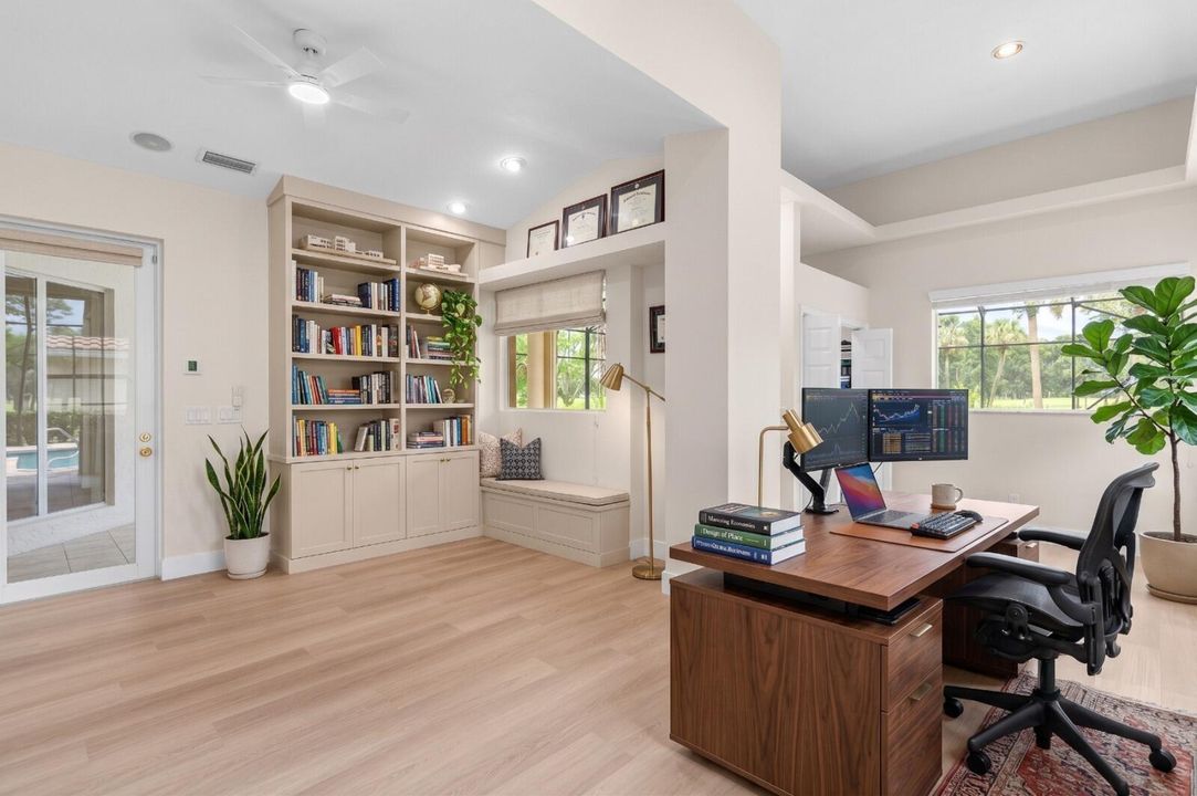 Separate office space off Master