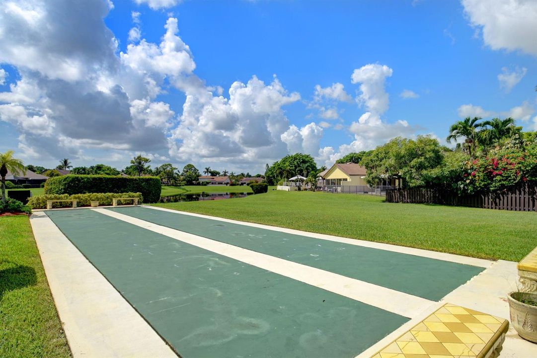 Woodlake Clubhouse