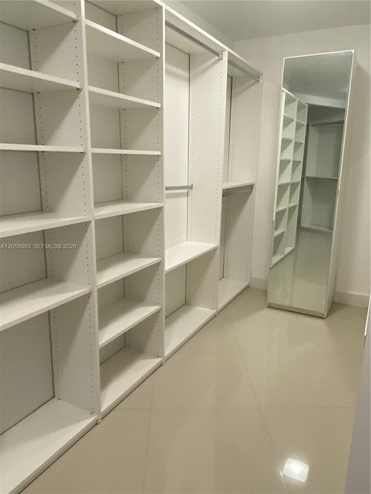 En Renta: $9,600 (3 camas, 2 baños, 1782 Pies cuadrados)