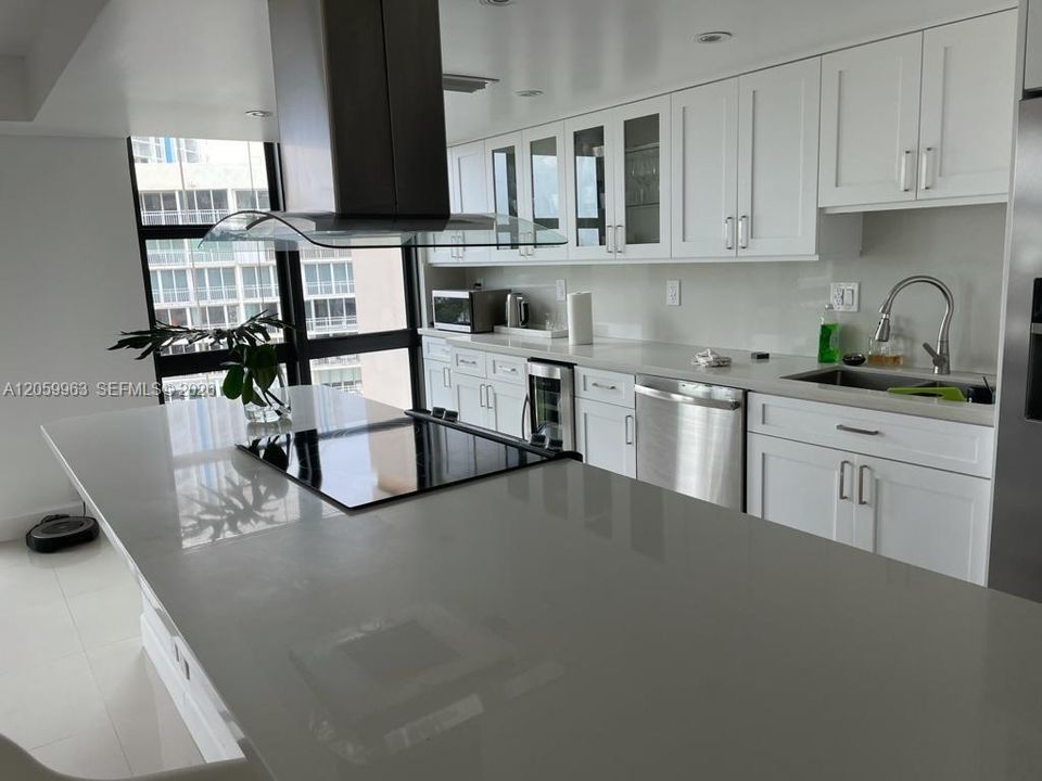 En Renta: $9,600 (3 camas, 2 baños, 1782 Pies cuadrados)