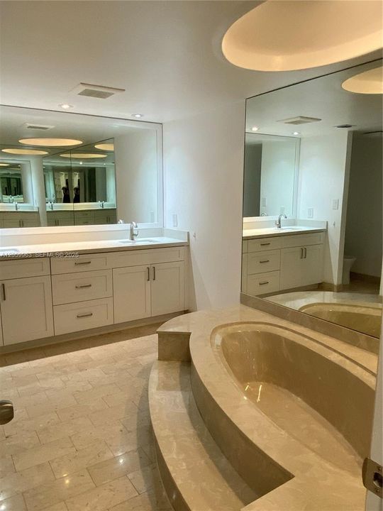 En Renta: $9,600 (3 camas, 2 baños, 1782 Pies cuadrados)