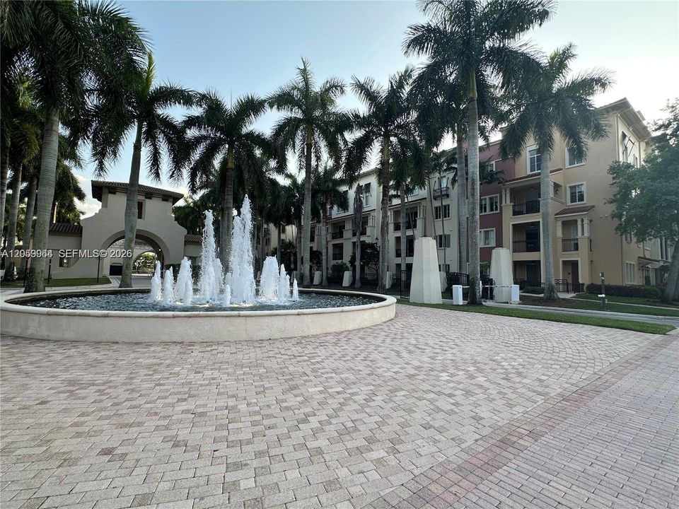 En Venta: $374,999 (2 camas, 2 baños, 1174 Pies cuadrados)