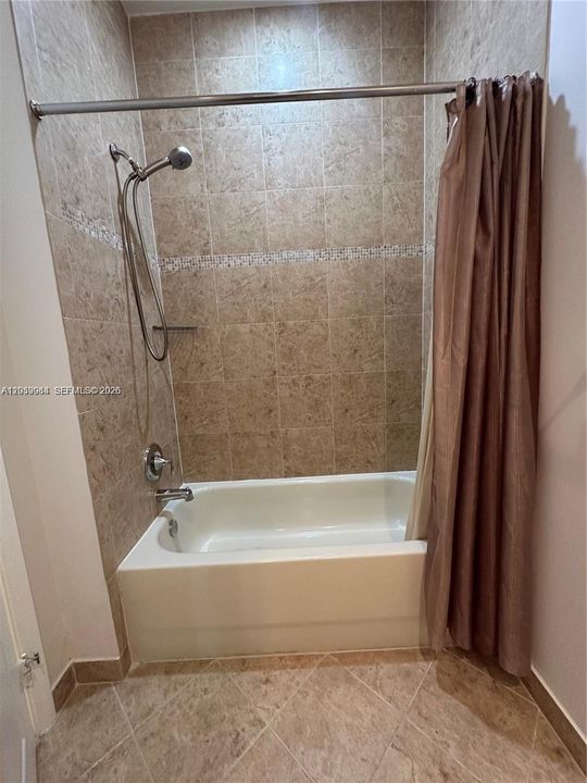En Venta: $374,999 (2 camas, 2 baños, 1174 Pies cuadrados)