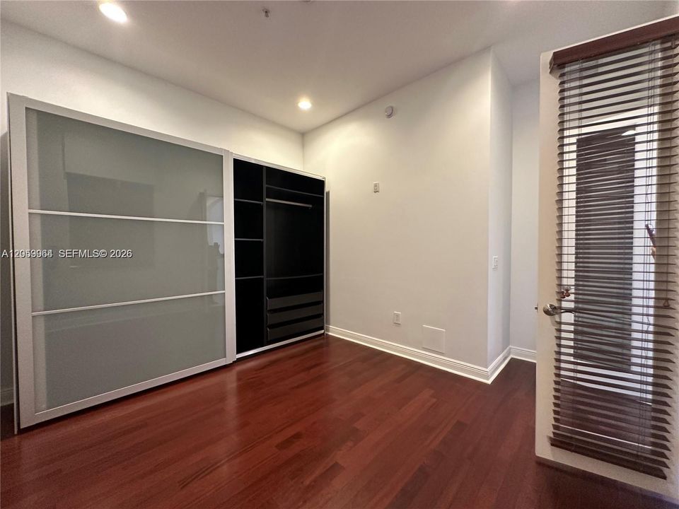 En Venta: $374,999 (2 camas, 2 baños, 1174 Pies cuadrados)