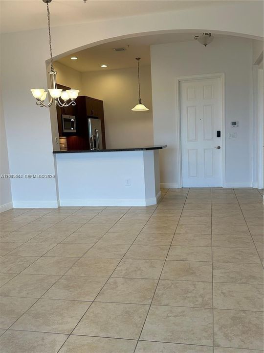 En Venta: $374,999 (2 camas, 2 baños, 1174 Pies cuadrados)