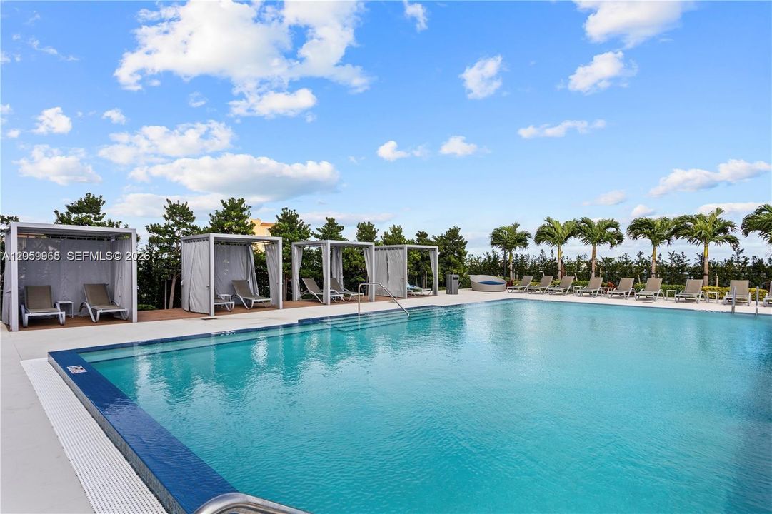 Pool Cabanas 2