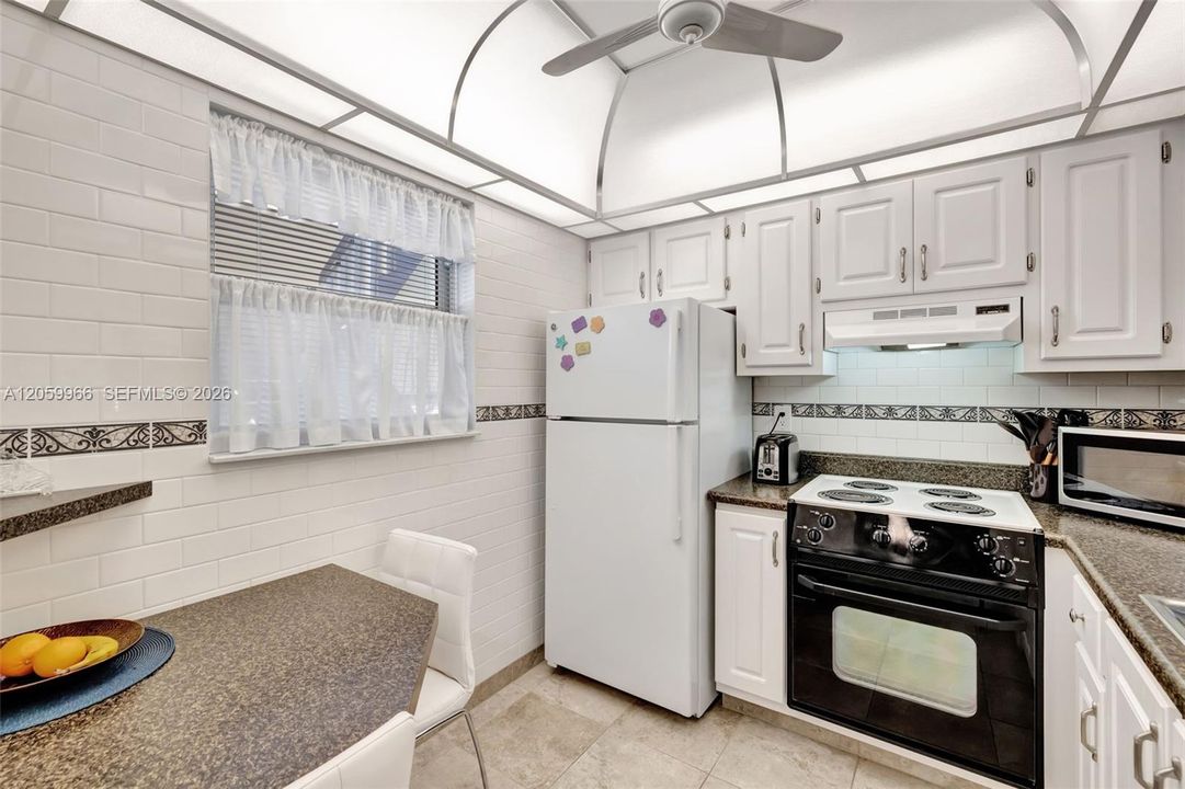 En Venta: $82,900 (1 camas, 1 baños, 684 Pies cuadrados)