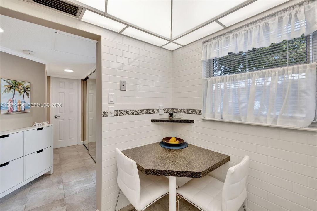 En Venta: $82,900 (1 camas, 1 baños, 684 Pies cuadrados)