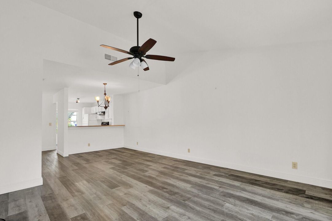 Living Room / Dining Room