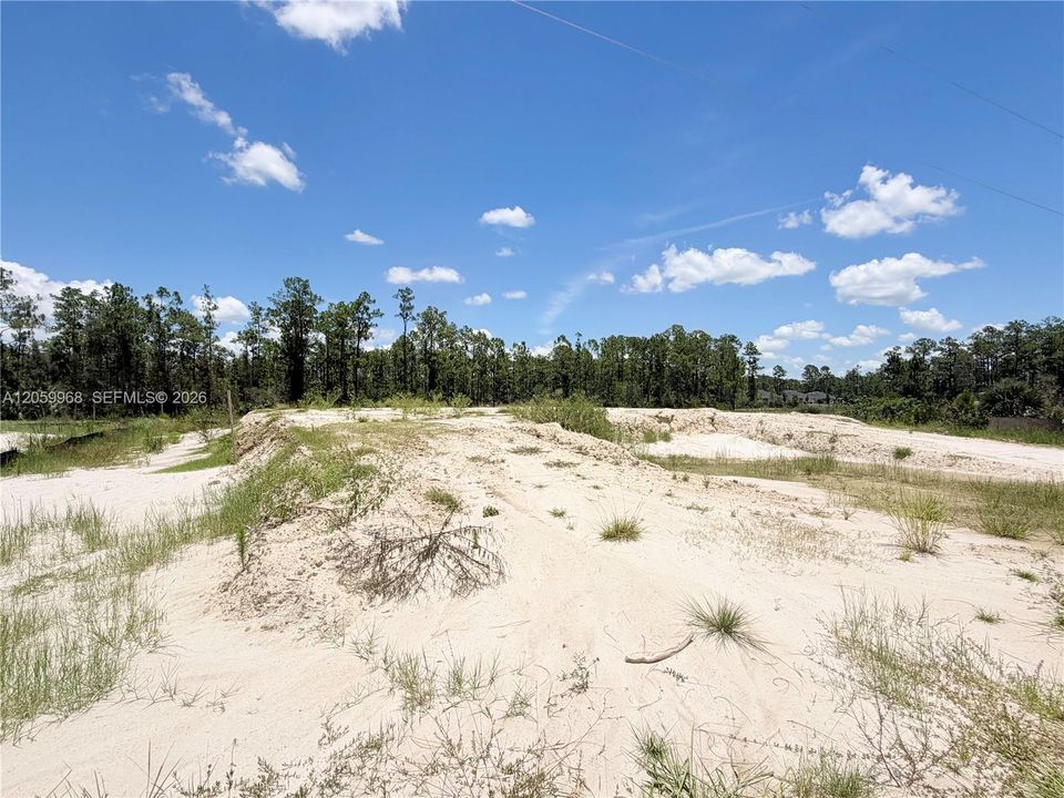 На продажу: $90,000 (0.39 acres)